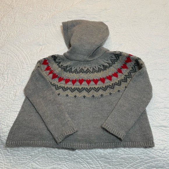 Adorable Oshkosh Sweater with Nordic & Heart Details - Picture 3 of 5